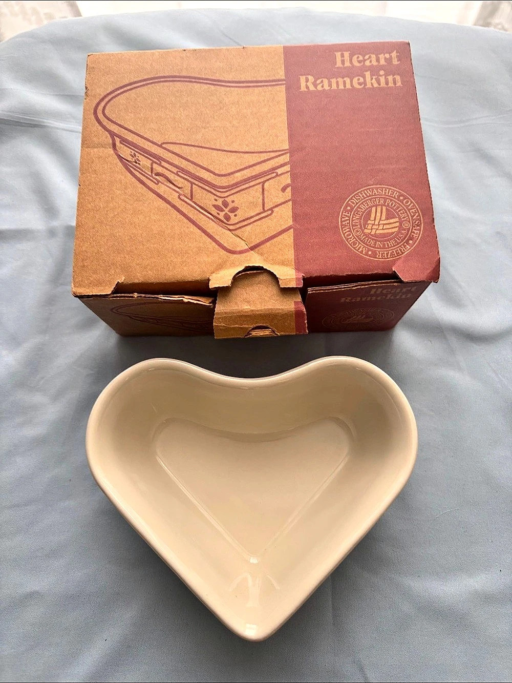 Longaberger Pottery Heart Ramekin Cream and Cornflower Blue - Picture 3 of 5